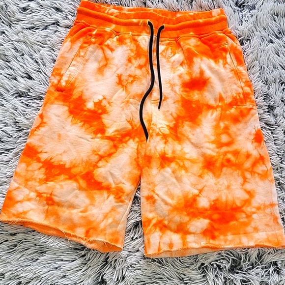 Tie Dye Short 🧡 - Picture 2 of 8